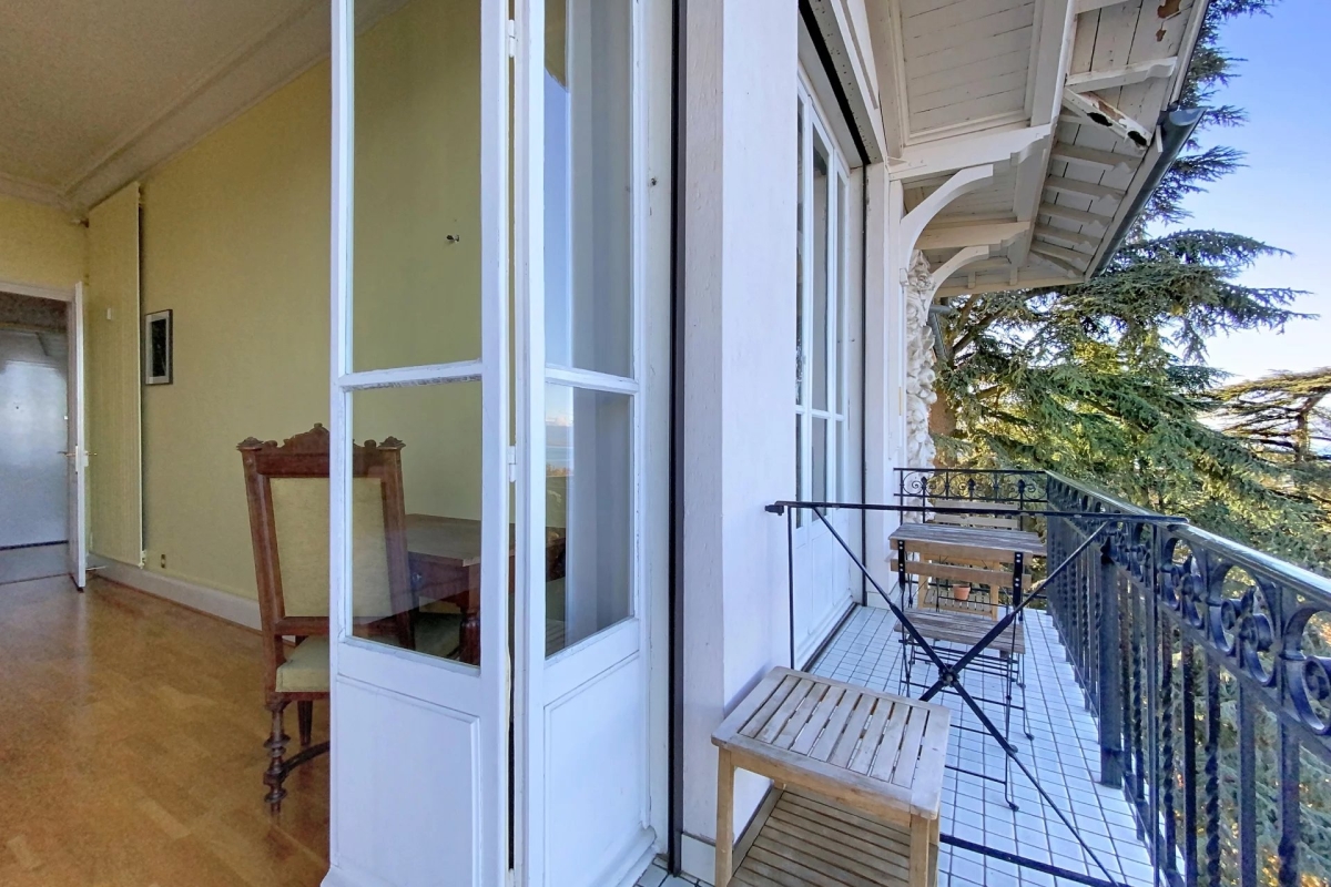 Apartment in Evian-les-Bains, France, 70 m² - picture 2