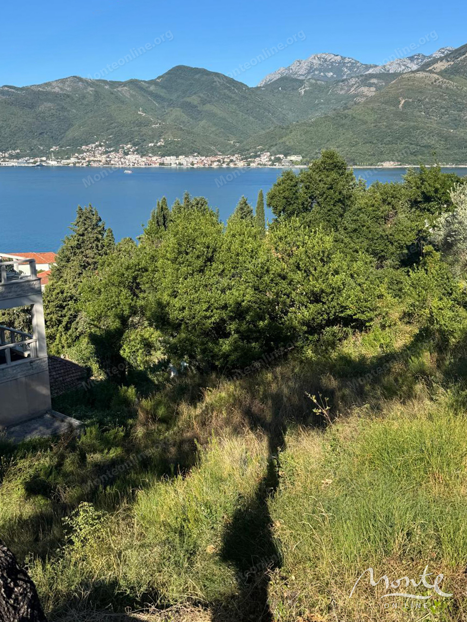 Grundstück in Tivat, Montenegro, 3 161 m² - Foto 1