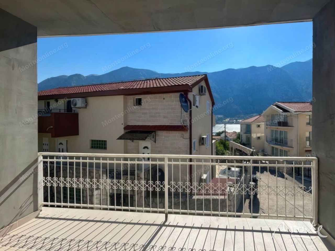 Villa a Perzagno, Montenegro, 150 m² - foto 9