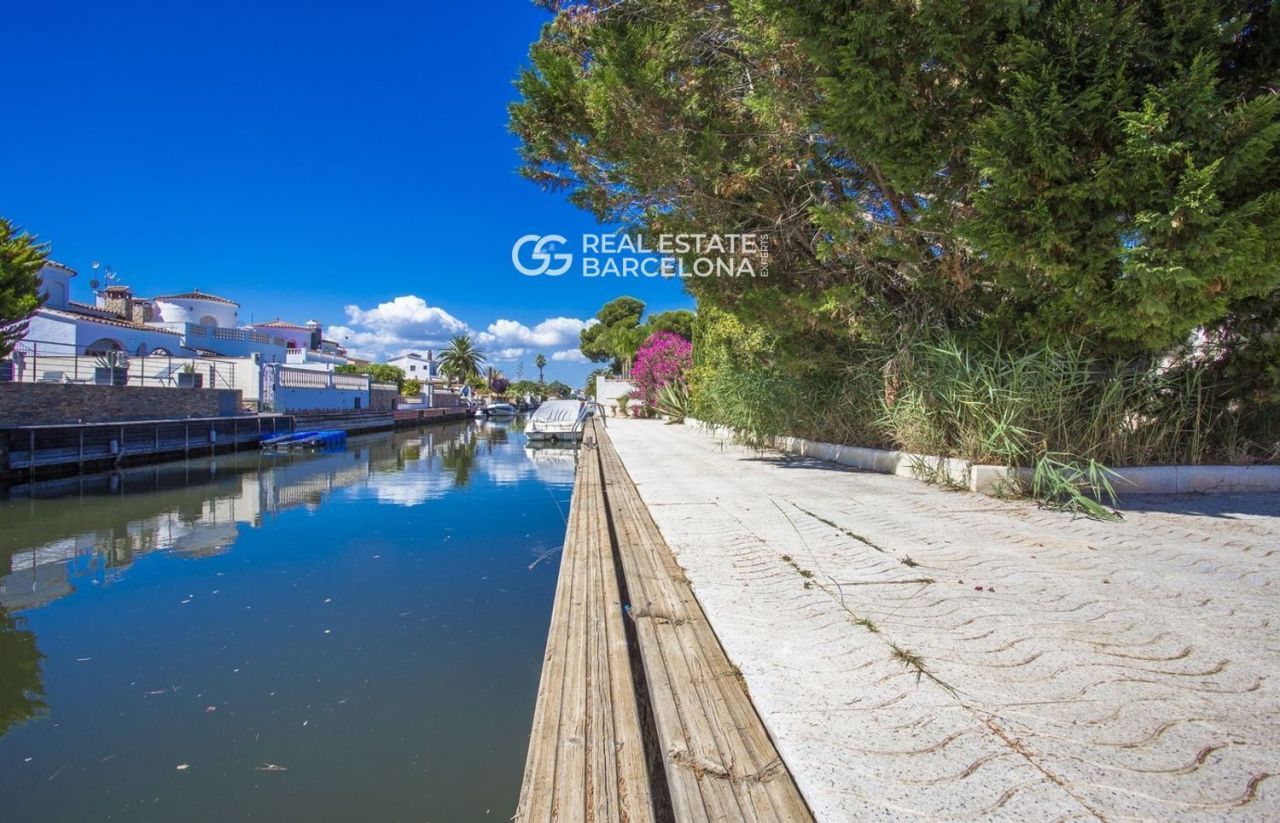 Haus Girona, Empuriabrava, Spanien, 375 m² - Foto 3