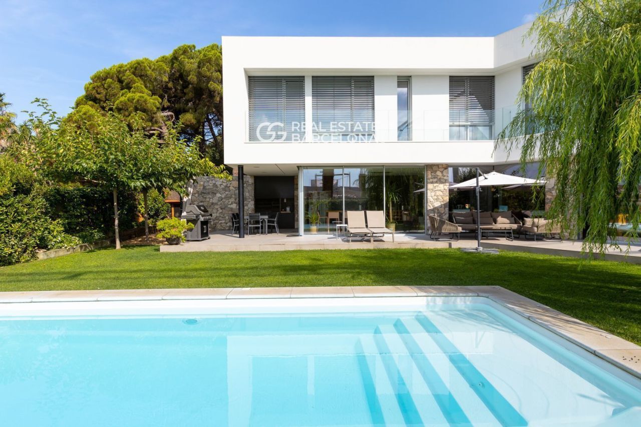 Casa en Barcelona, España, 500 m² - imagen 6