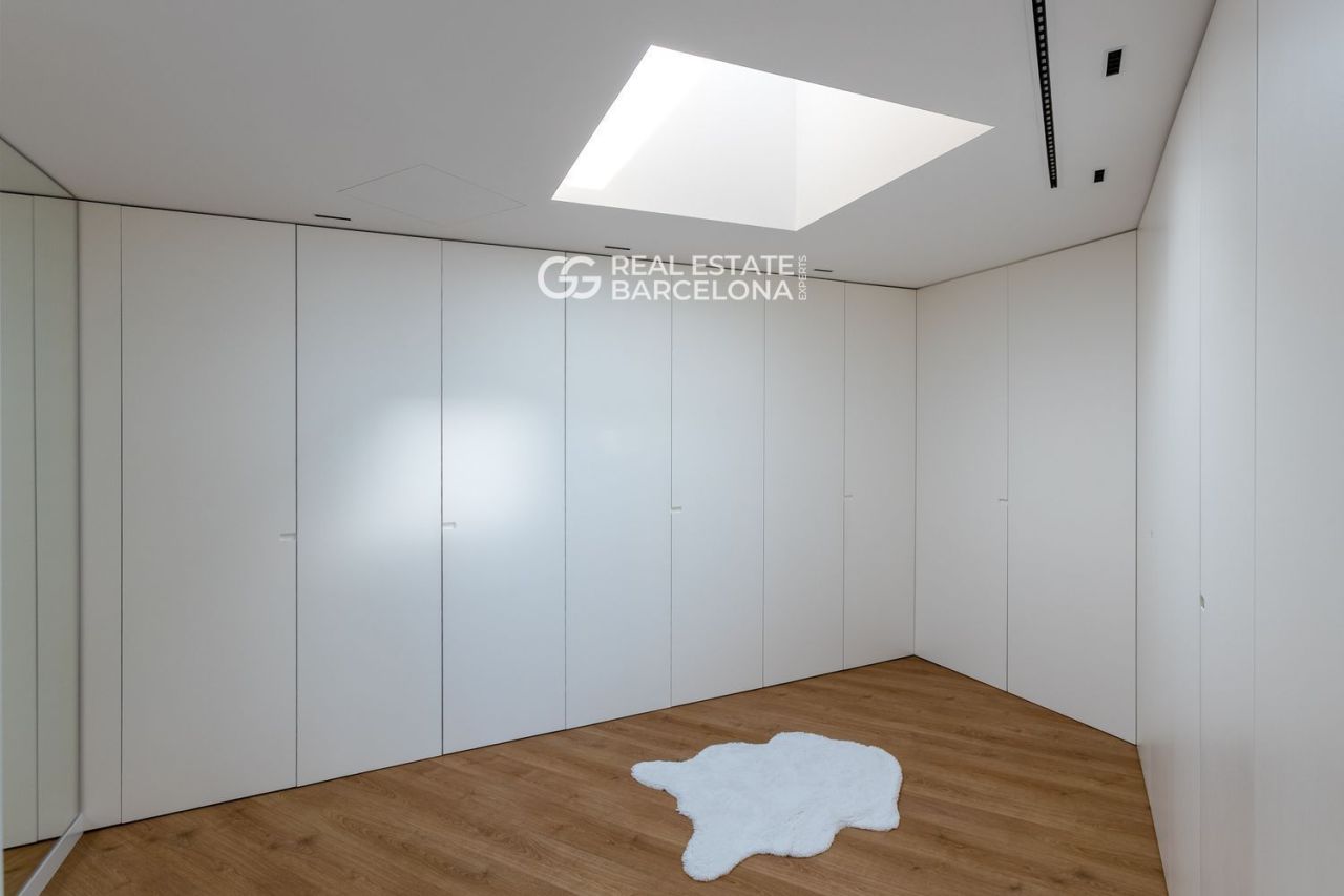 Casa en Barcelona, España, 500 m² - imagen 7