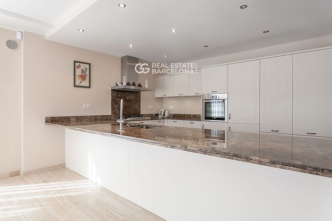 Casa Girona, Lloret de Mar, España, 440 m² - imagen 9