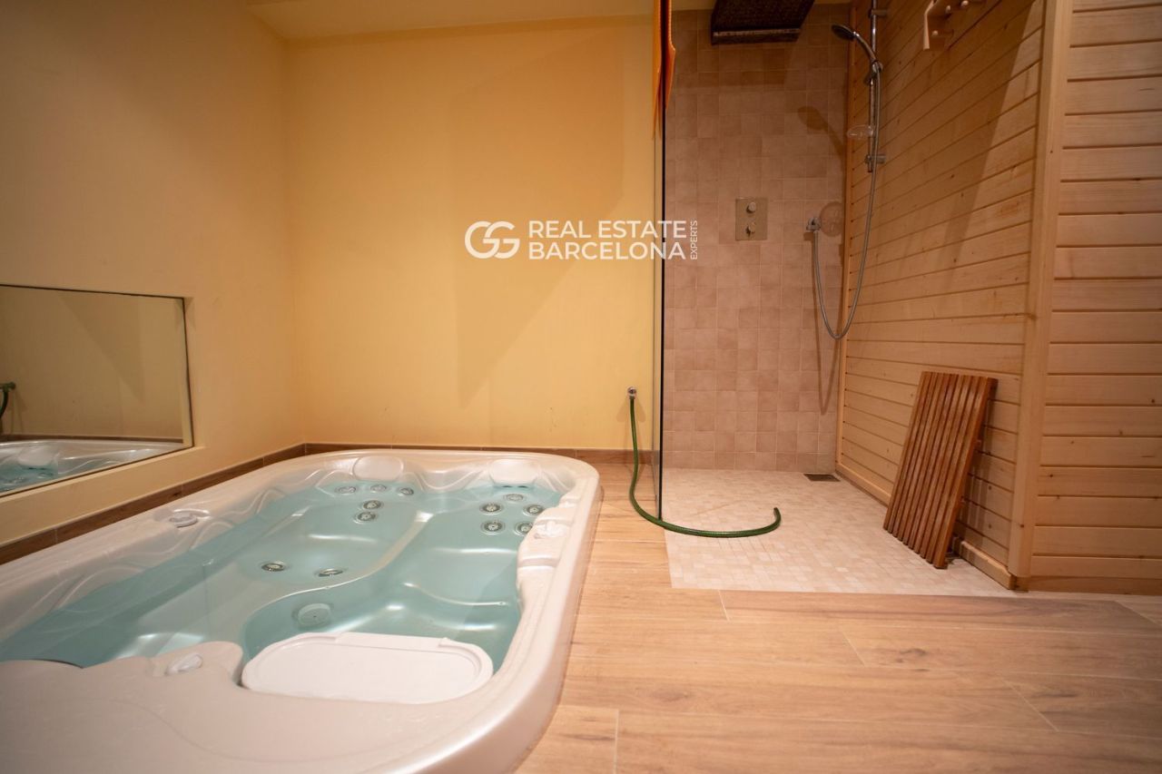 Chalet Girona, Begur, Espagne, 226 m² - image 13