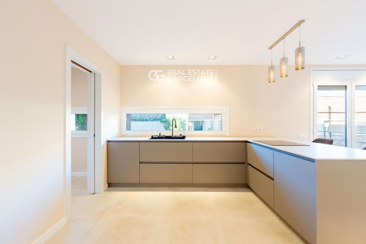 Haus in Barcelona, Spanien, 941 m² - Foto 14