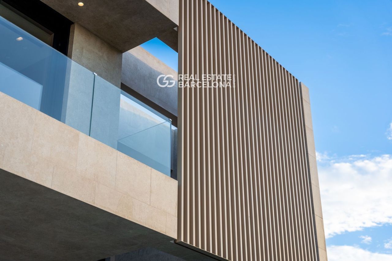 Casa en Barcelona, España, 594 m² - imagen 15