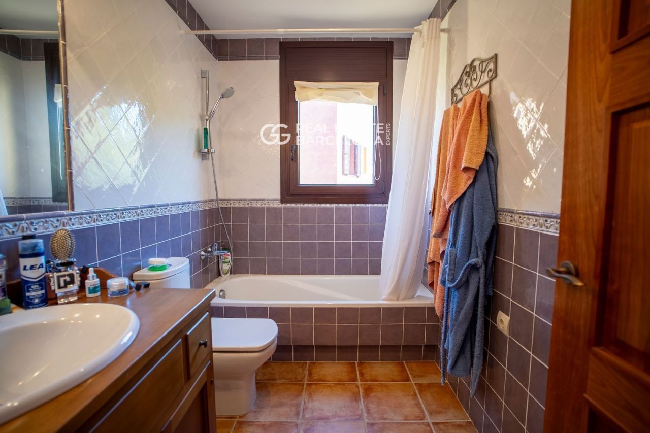 Chalet Girona, Begur, Espagne, 226 m² - image 16