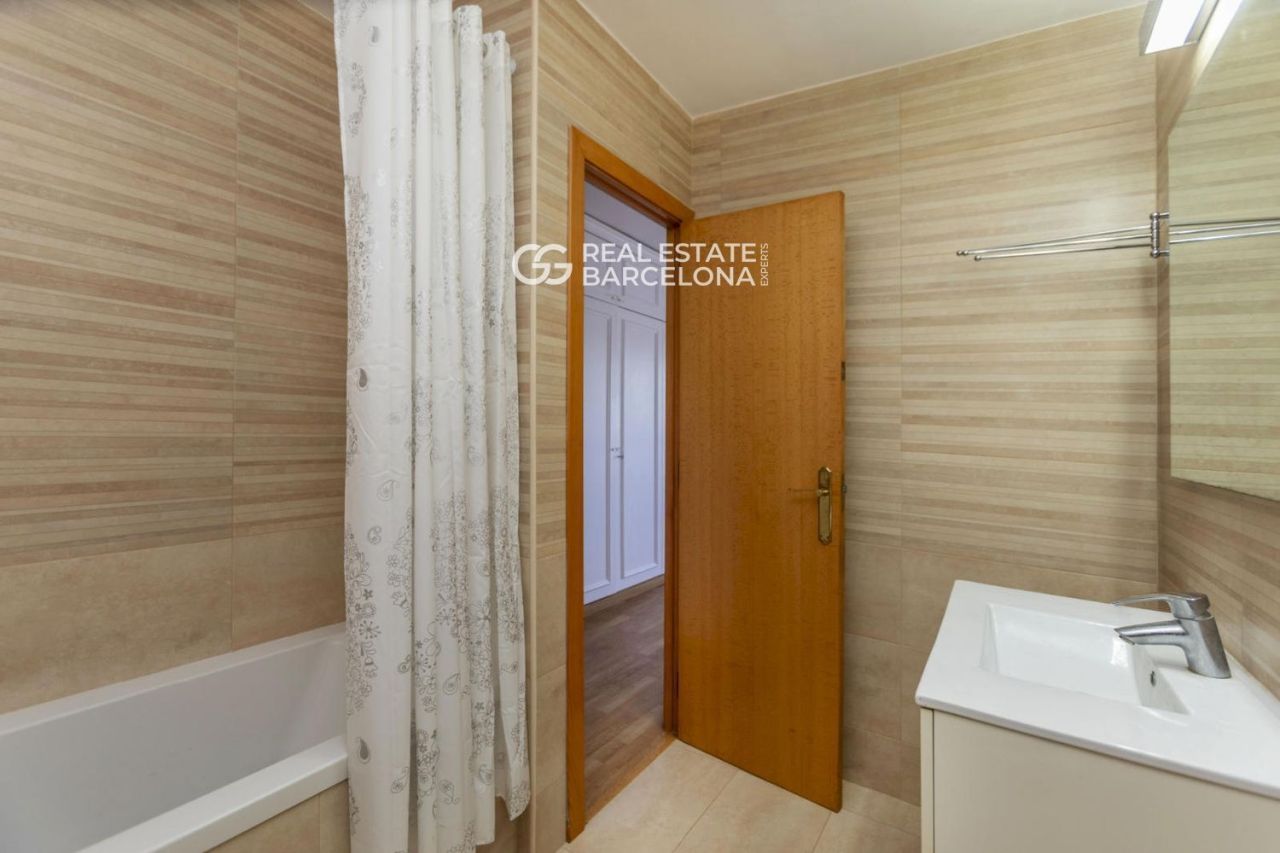 Appartement Barcelona, Sant Andreu de Llavaneres, Espagne, 250 m² - image 16