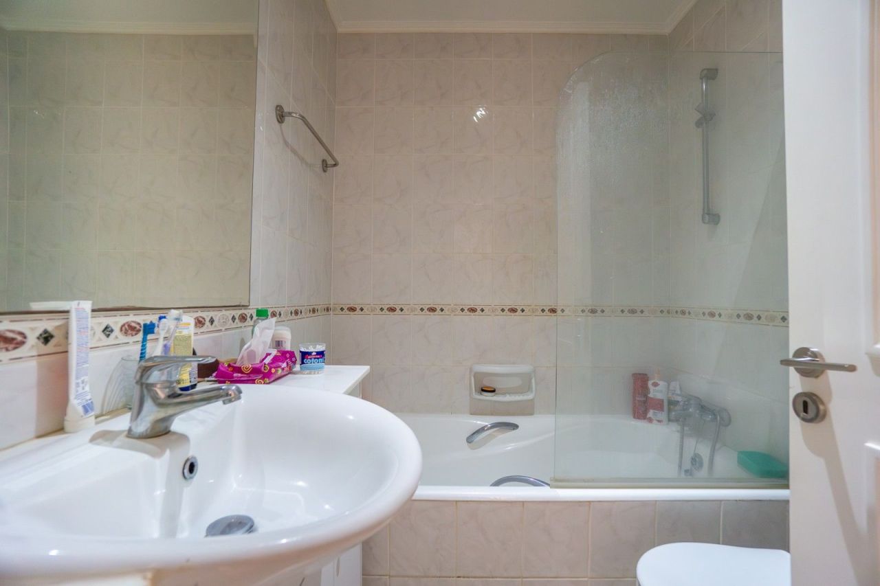 Apartment in Paphos, Cyprus, 74 m² - picture 3