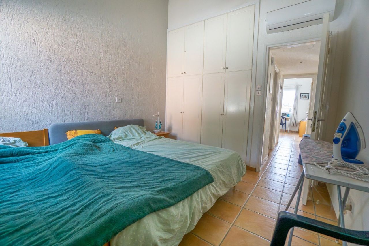 Apartment in Paphos, Cyprus, 74 m² - picture 16