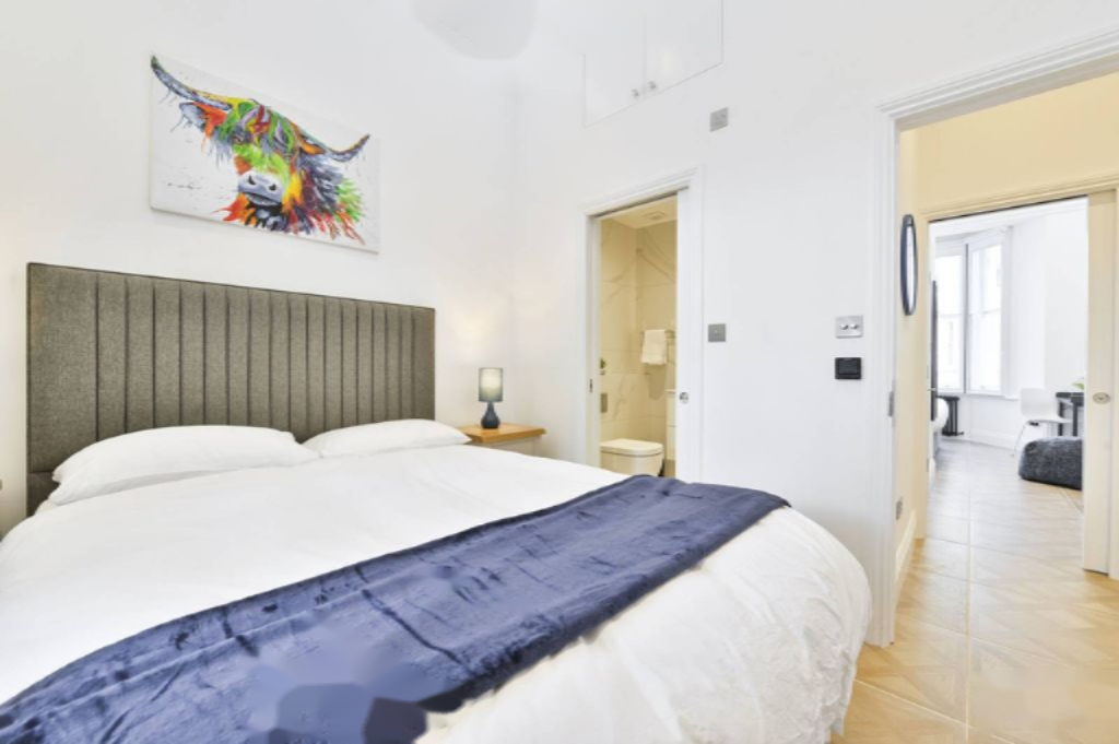 Flat in London, United Kingdom, 57 m² - picture 1