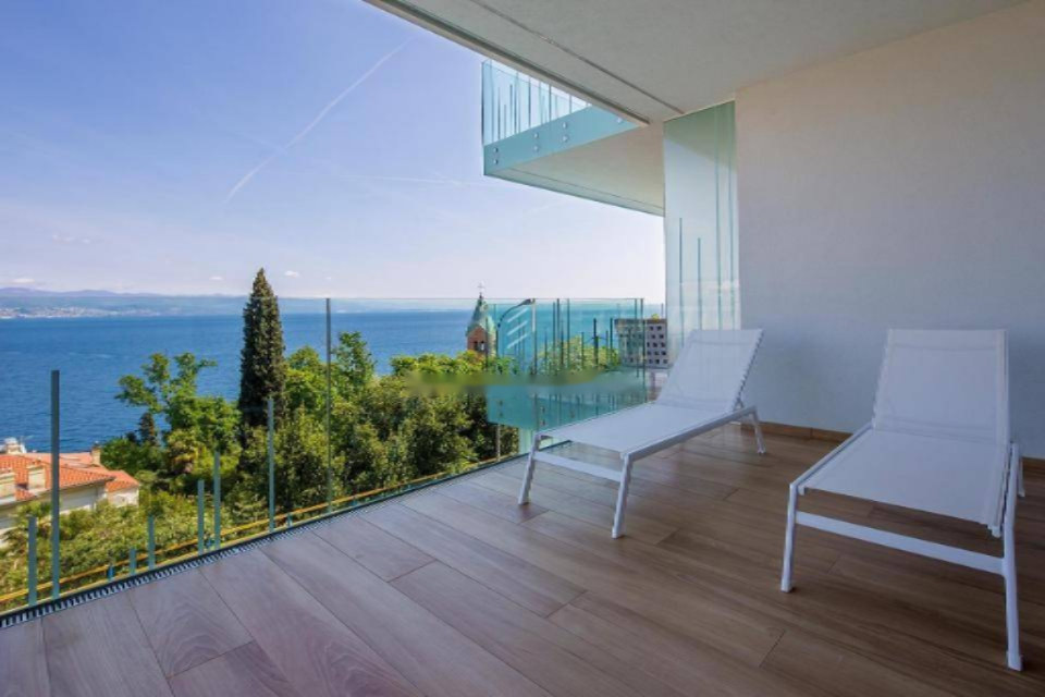 Appartamento a Opatija, Croazia, 92 m² - foto 1