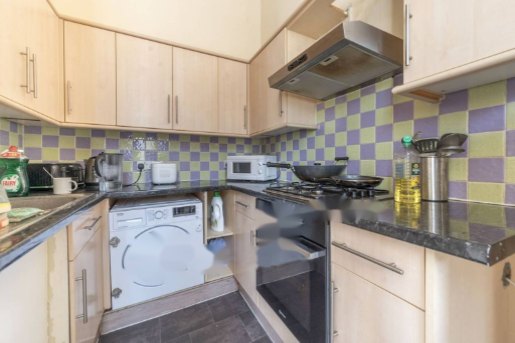 Flat in London, United Kingdom, 50 m² - picture 1