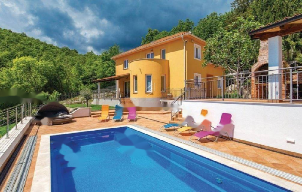 Casa a Opatija, Croazia, 190 m² - foto 1