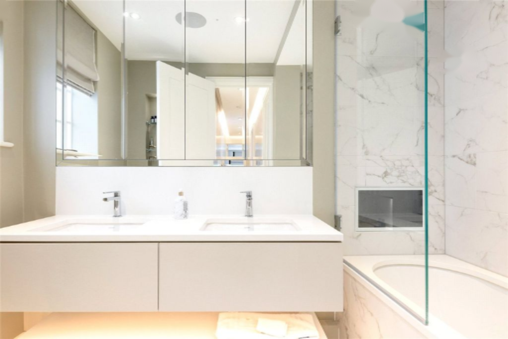 Appartement à Londres, Royaume-Uni, 80 m² - image 1