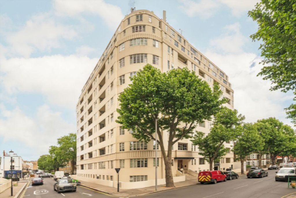 Flat in London, United Kingdom, 30 m² - picture 2