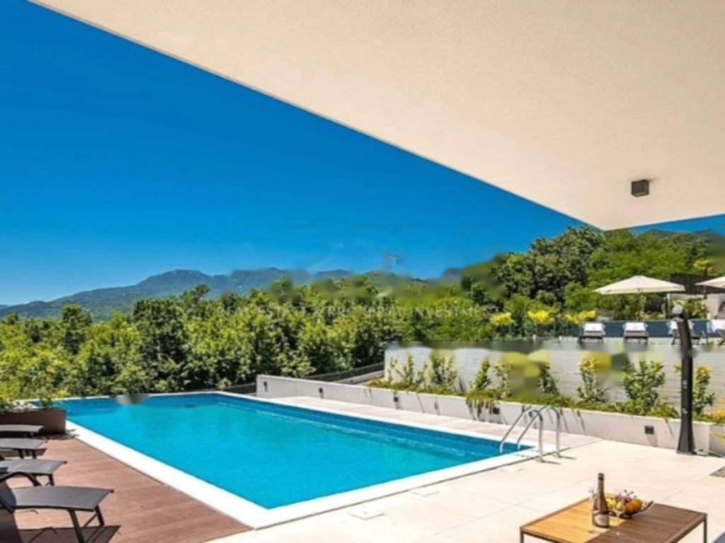 Maison à Opatija, Croatie, 284 m² - image 2