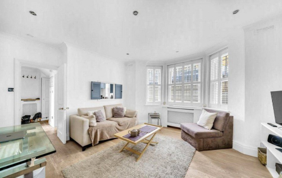 Flat in London, United Kingdom, 41 m² - picture 2