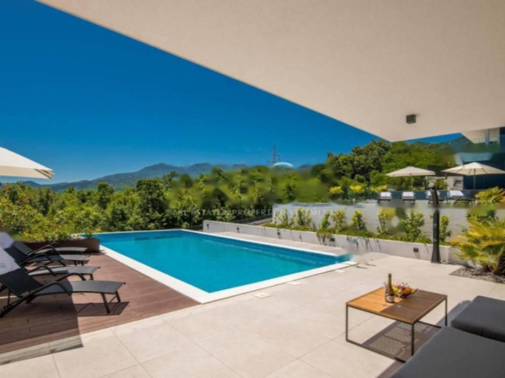 Casa en Opatija, Croacia, 298 m² - imagen 2