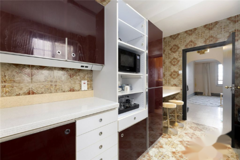 Flat in London, United Kingdom, 99 m² - picture 3