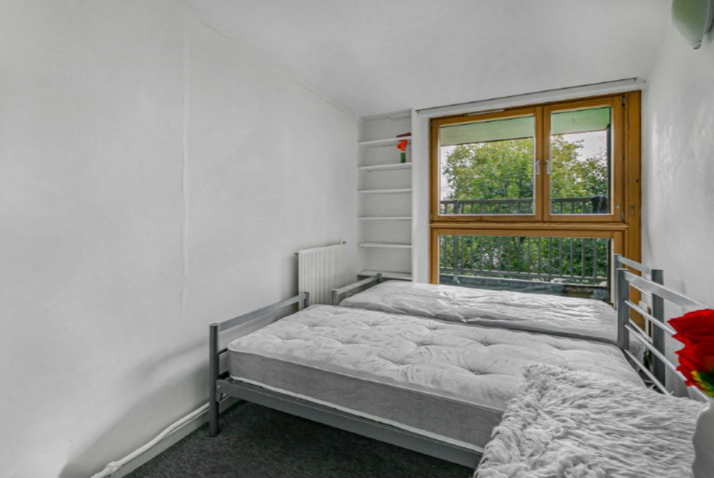 Flat in London, United Kingdom, 79 m² - picture 3