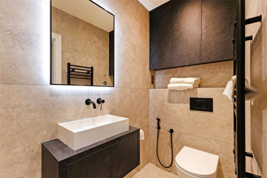 Flat in London, United Kingdom, 115 m² - picture 3