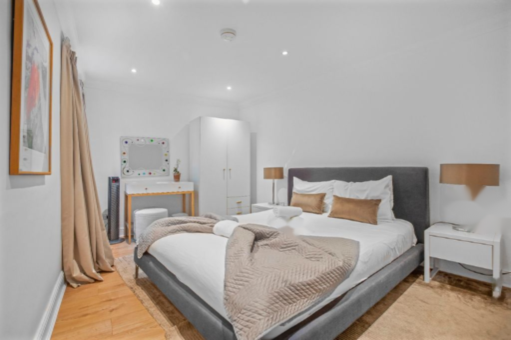 Wohnung in London, Großbritannien, 86 m² - Foto 3