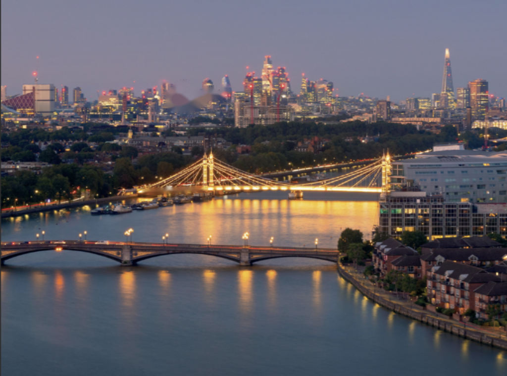 Flat in London, United Kingdom, 208 m² - picture 2