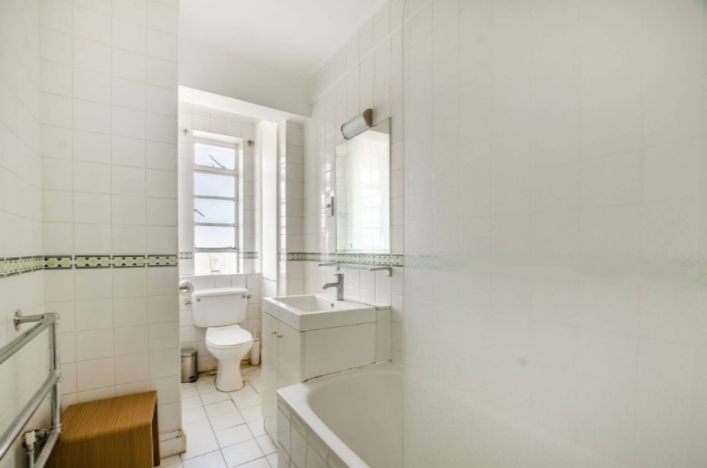 Flat in London, United Kingdom, 28 m² - picture 4