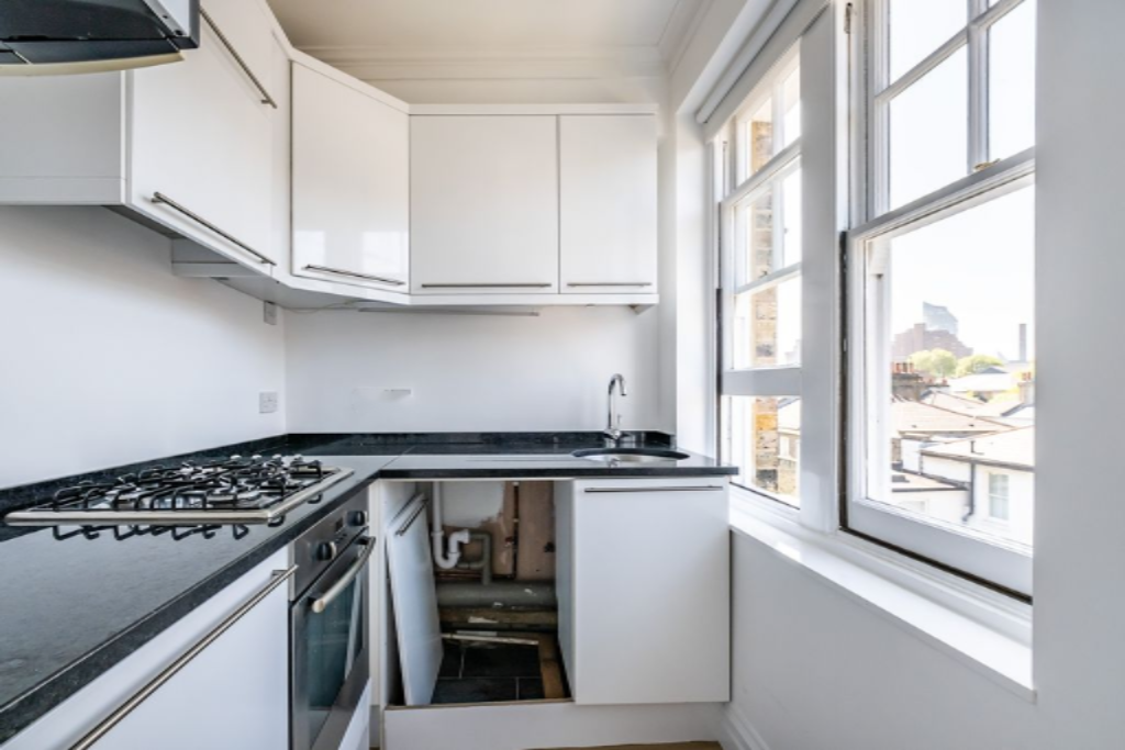 Flat in London, United Kingdom, 42 m² - picture 6