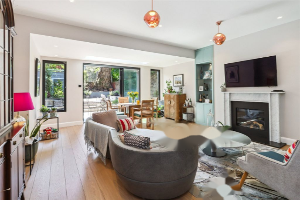 Flat in London, United Kingdom, 105 m² - picture 7