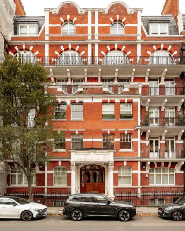 Flat in London, United Kingdom, 174 m² - picture 7