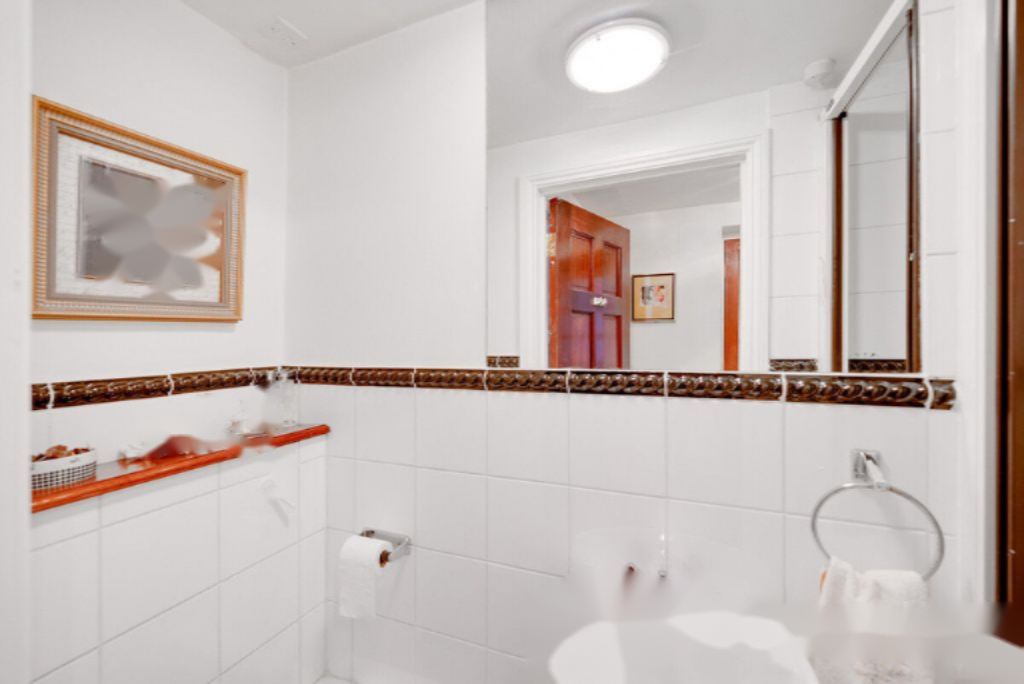 Flat in London, United Kingdom, 130 m² - picture 8