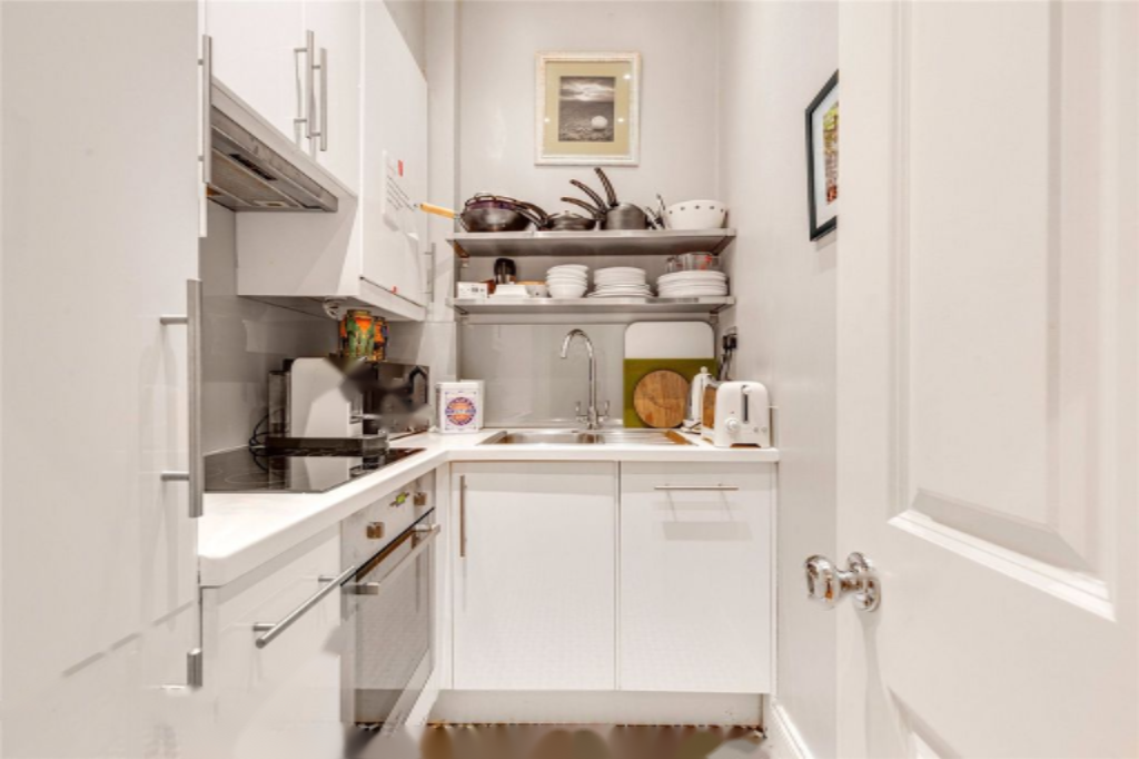 Flat in London, United Kingdom, 75 m² - picture 9