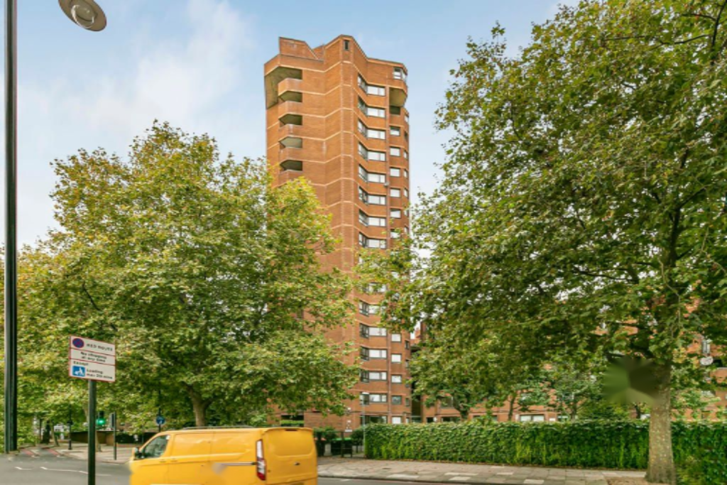 Flat in London, United Kingdom, 79 m² - picture 9