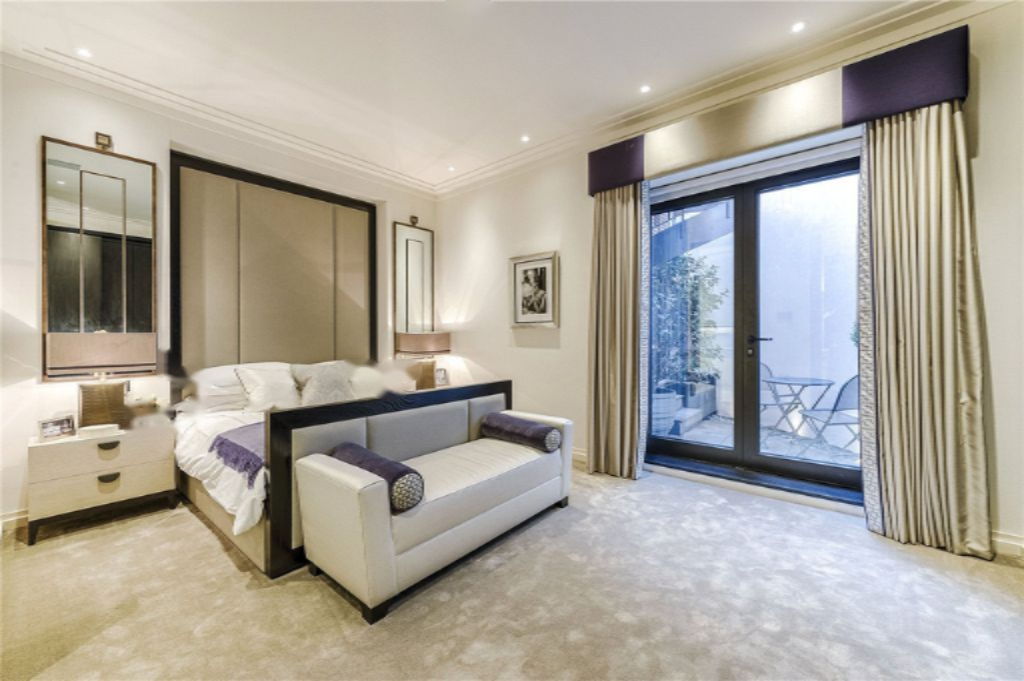 Flat in London, United Kingdom, 138 m² - picture 10