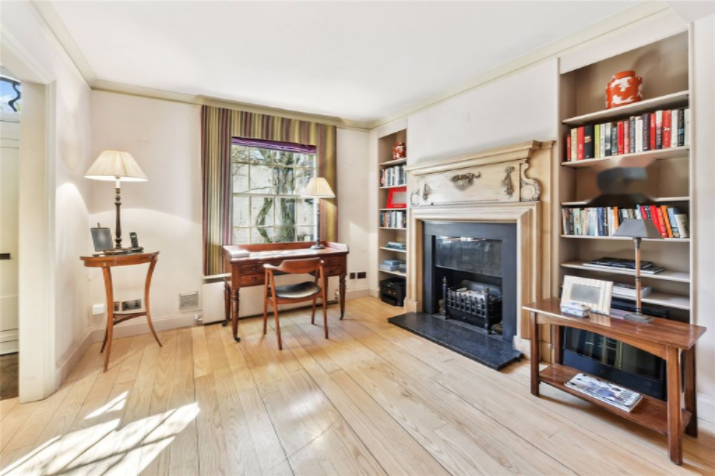 Flat in London, United Kingdom, 113 m² - picture 14