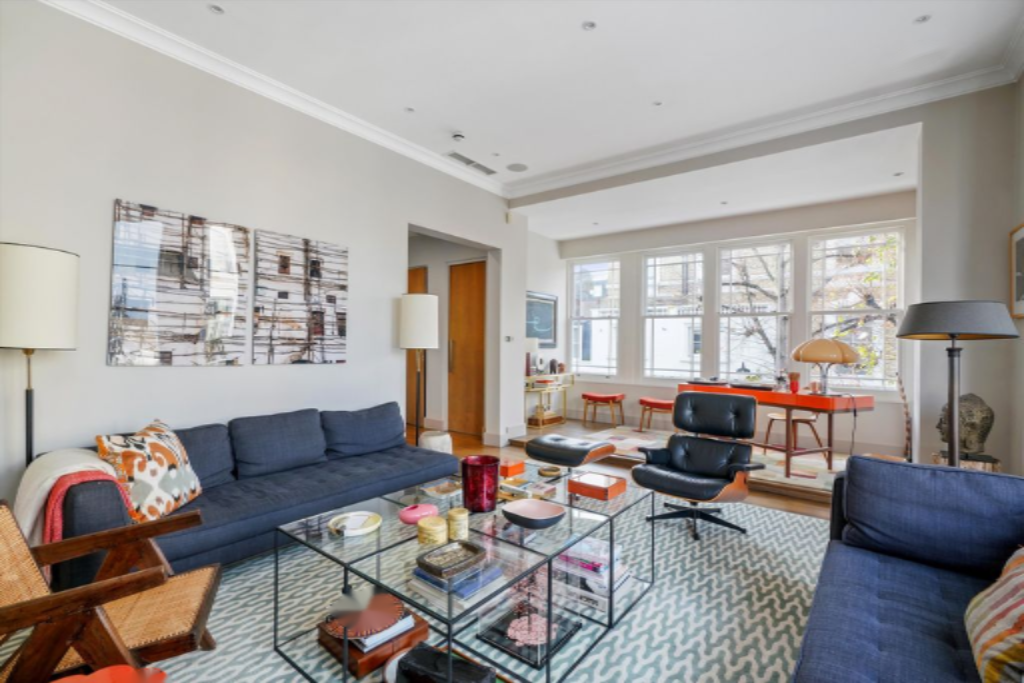 Flat in London, United Kingdom, 195 m² - picture 14