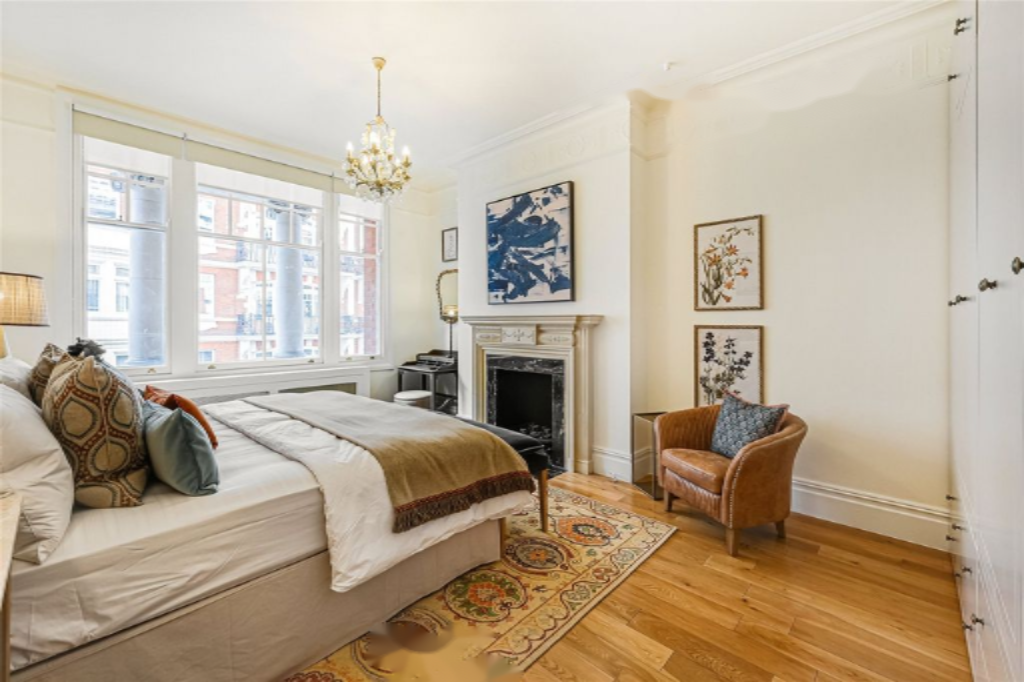 Flat in London, United Kingdom, 117 m² - picture 14