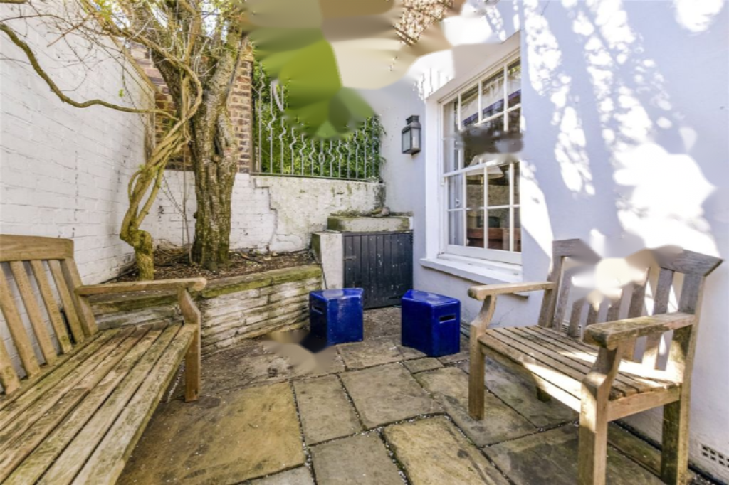 Flat in London, United Kingdom, 113 m² - picture 15