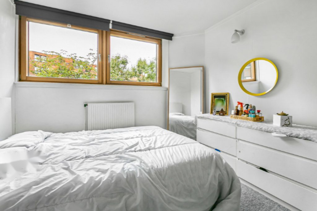 Flat in London, United Kingdom, 79 m² - picture 16