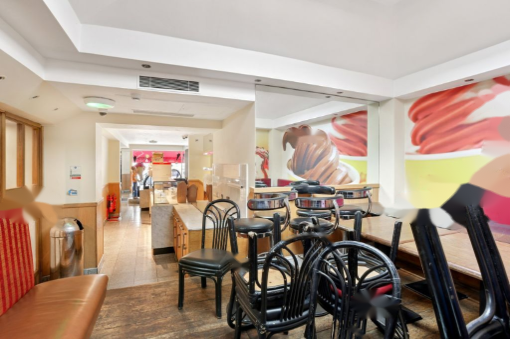 Flat in London, United Kingdom, 204 m² - picture 18