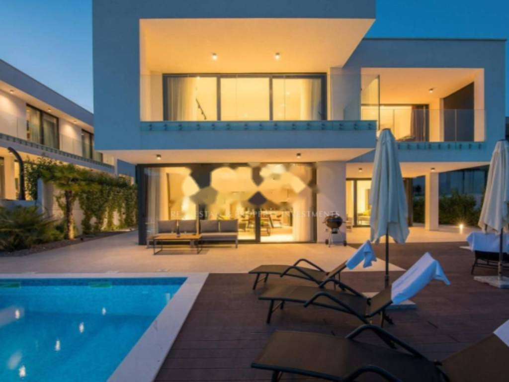 Casa en Opatija, Croacia, 298 m² - imagen 19