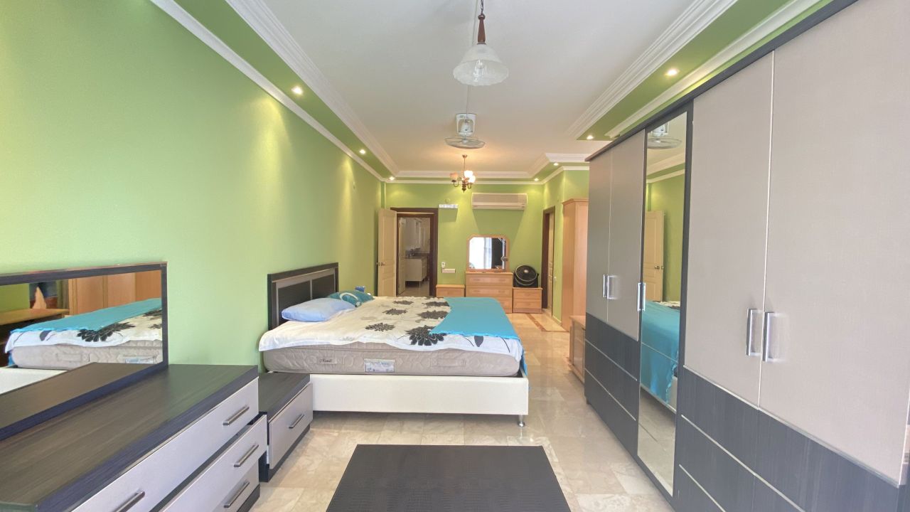 Villa en Alanya, Turquia, 300 m² - imagen 13