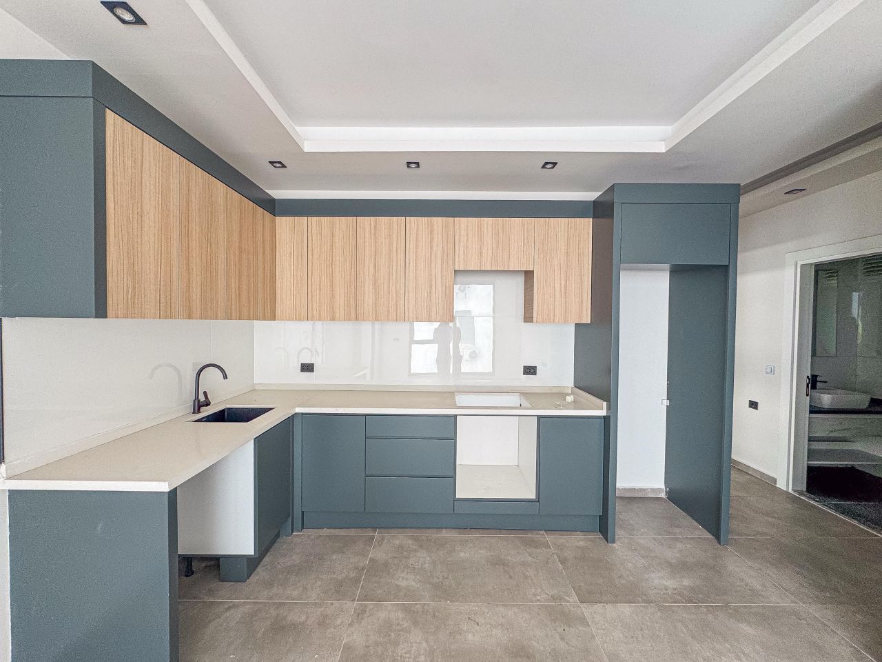 Flat in Alanya, Turkey, 75 m² - picture 1