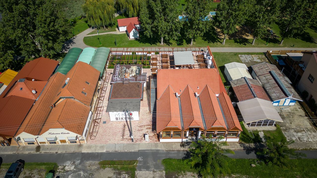 Cafe, restaurant on Balaton, Hungary, 904 m² - picture 3