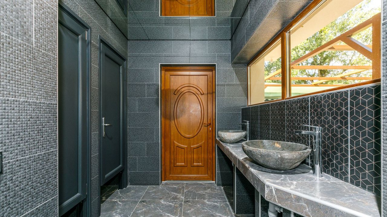 Cafe, restaurant on Balaton, Hungary, 904 m² - picture 17