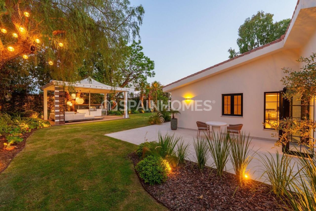 Villa in Marbella, Spanien, 336 m² - Foto 9