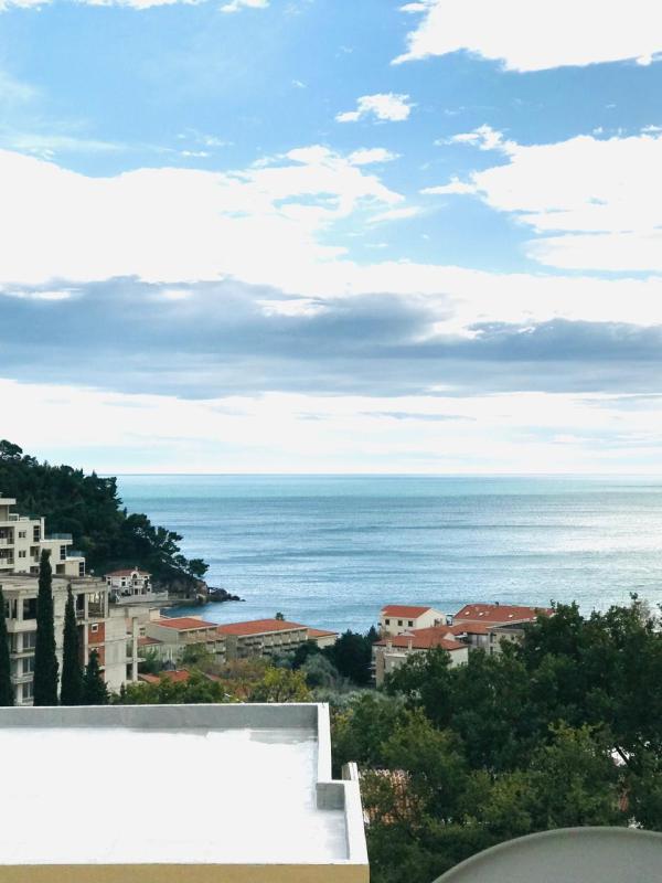 Appartamento a Petrovac, Montenegro, 61 m² - foto 2