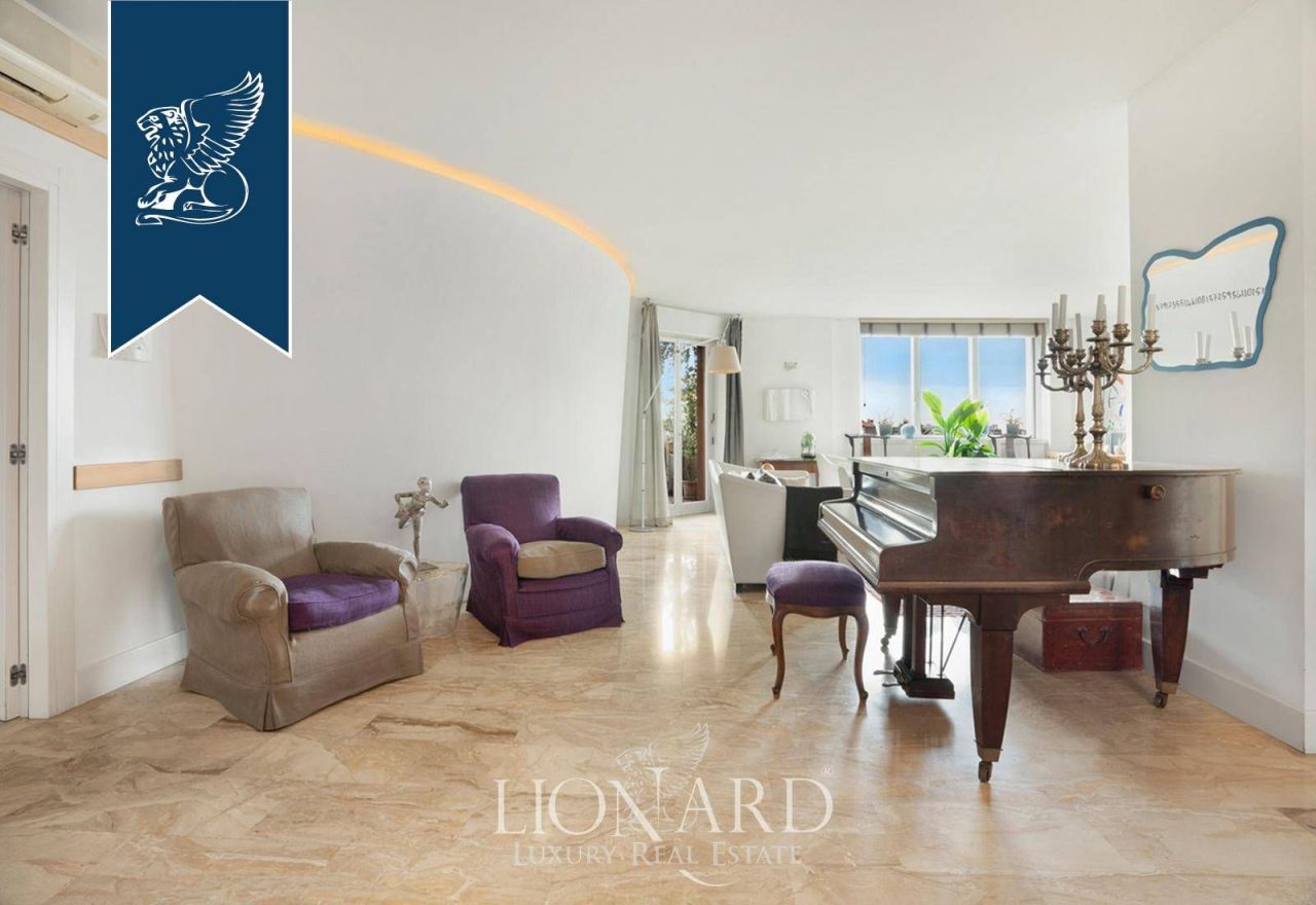 Apartment in Milan, Italy, 263 m² - picture 8